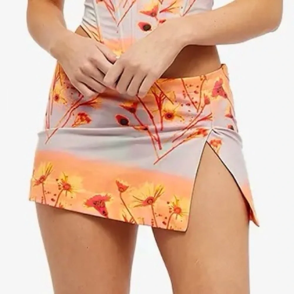 NWT Miaou Mini Skirt Micro in Sunrise Orange Multicolor Floral Print​